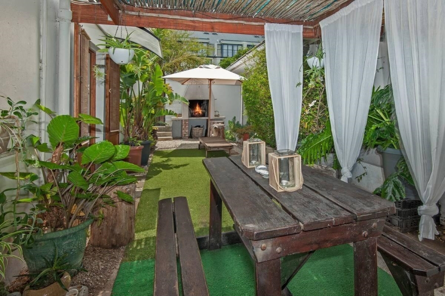 5 Bedroom Property for Sale in Hermanus Western Cape